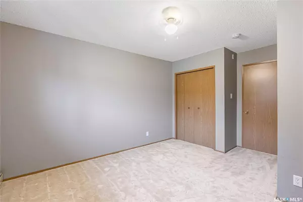 3130 Louise STREET #302, Saskatoon, SK S7J 3L8