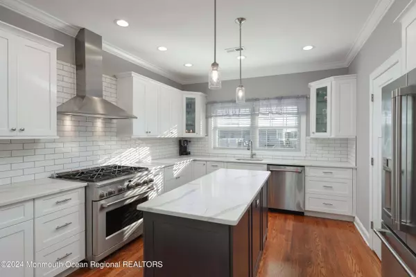 212 12th Avenue, Seaside Park, NJ 08752