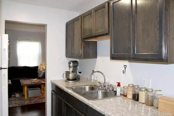 3033-3035 Rotunda Court, Columbus, OH 43232