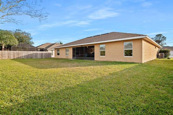 30 BUD FIELD DR, Palm Coast, FL 32137