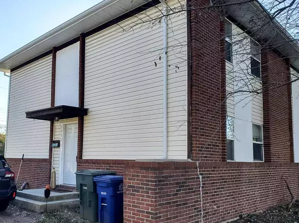 3033-3035 Rotunda Court, Columbus, OH 43232