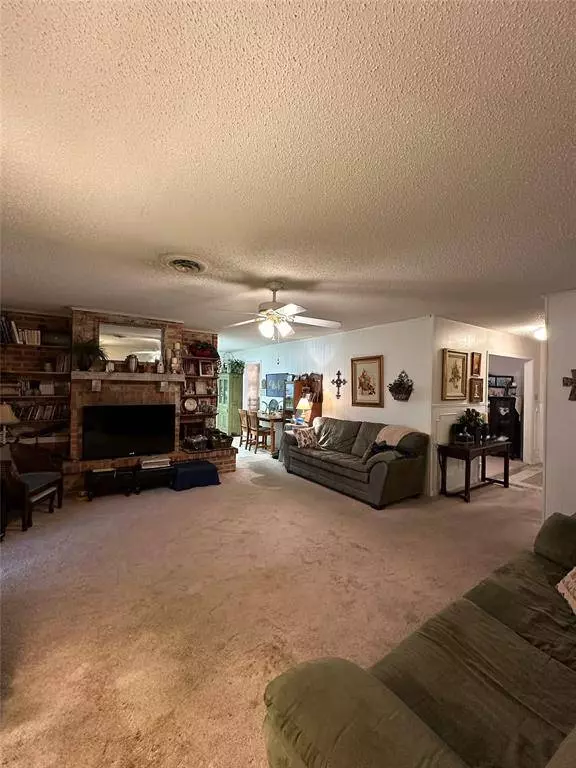 2026 County Road 400, Yoakum, TX 77995