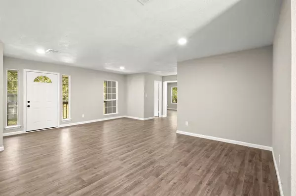 11579 Newton CIR, Conroe, TX 77303