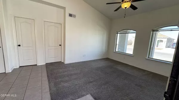 14324 NICK DRAHOS Lane, Horizon City, TX 79928