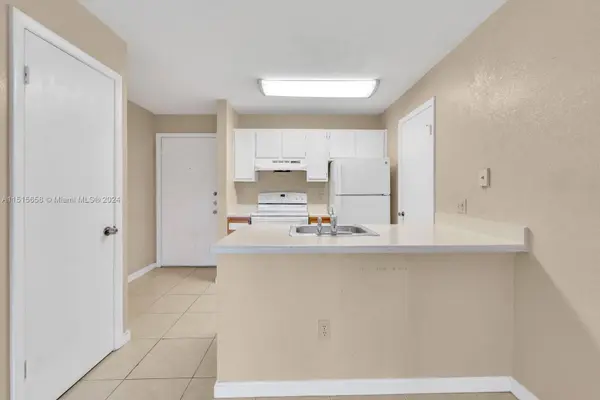 4221 W Mcnab Rd #43, Pompano Beach, FL 33069