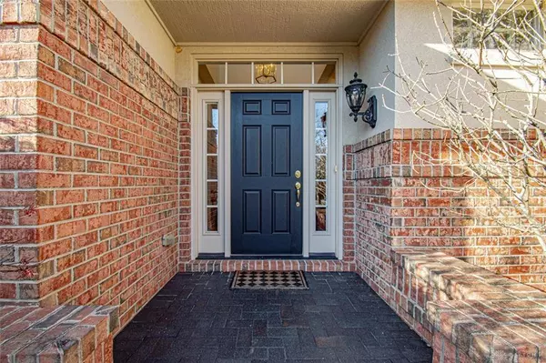 825 Eagle Run Drive, Dayton, OH 45458