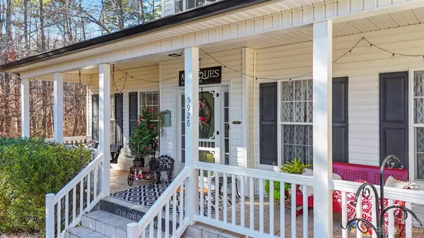 5926 Taurus DR, Denver, NC 28037