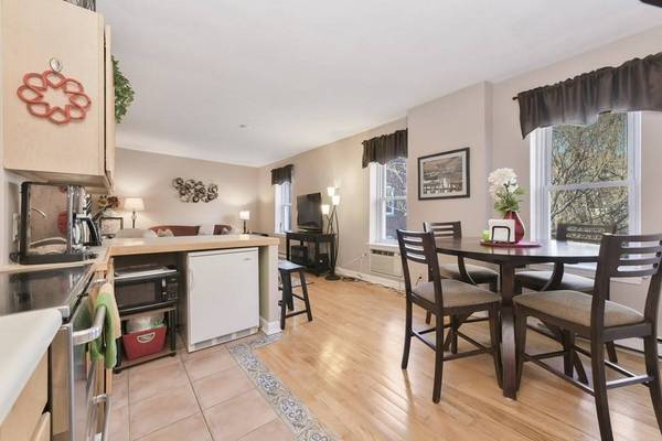 32 Fleet St #7, Boston, MA 02113