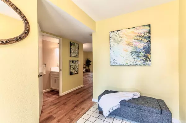 88 Montsalas DR, Monterey, CA 93940