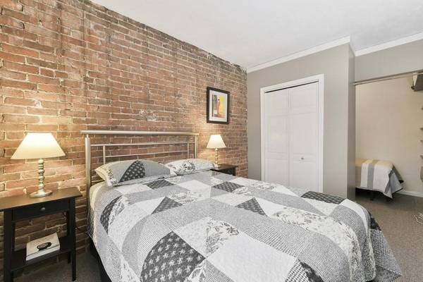 32 Fleet St #7, Boston, MA 02113
