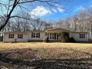 2876 Gate 3 Rd, Paris, TN 38242