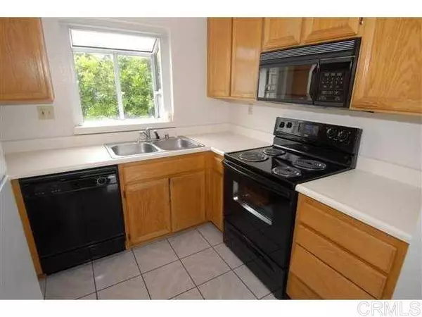 1071 Madden AVE N #D, San Diego, CA 92154