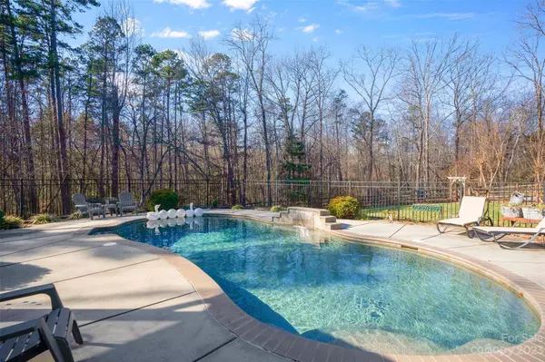 5926 Taurus DR, Denver, NC 28037