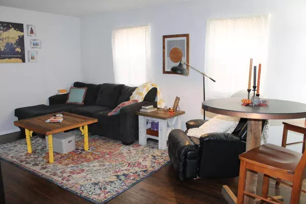 3033-3035 Rotunda Court, Columbus, OH 43232