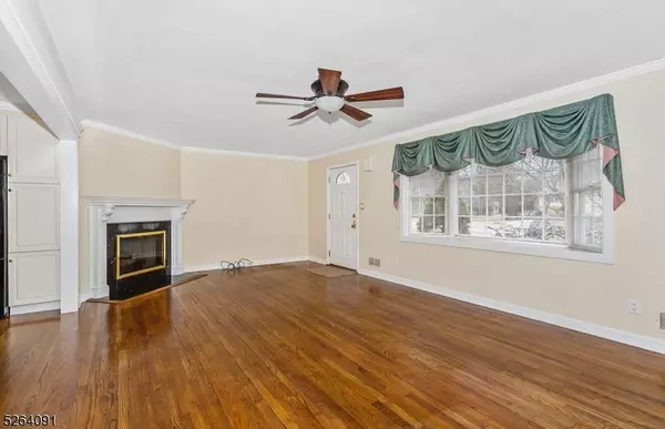 73 Mountain Ave, Pequannock Twp., NJ 07444