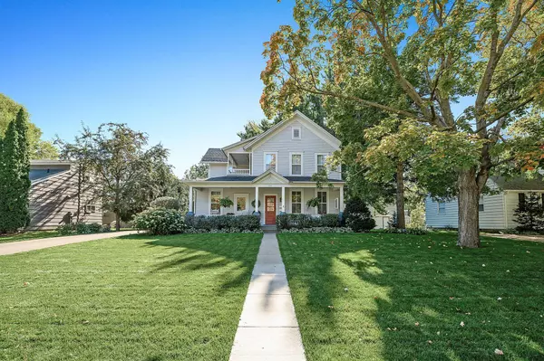 333 1/2 W 2nd, Waconia, MN 55387