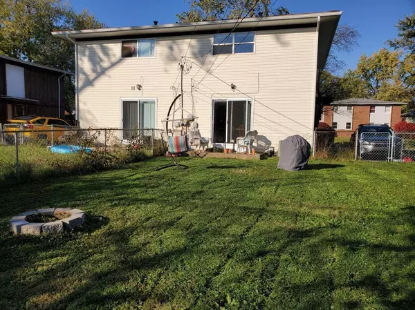 3033-3035 Rotunda Court, Columbus, OH 43232