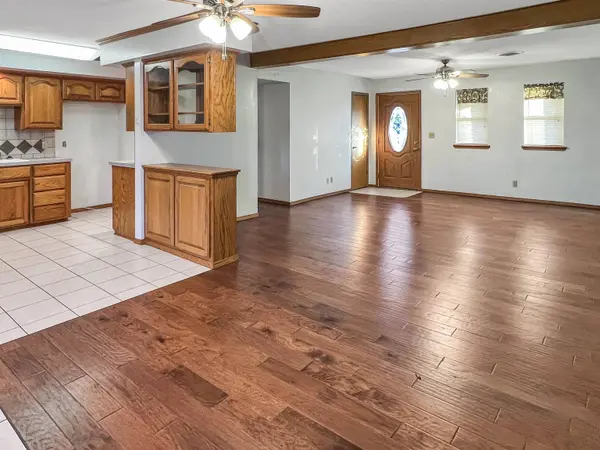 615 8th, Cherokee, OK 73728