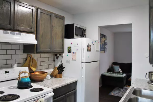 3033-3035 Rotunda Court, Columbus, OH 43232