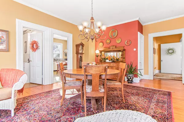 333 W 2nd ST, Waconia, MN 55387