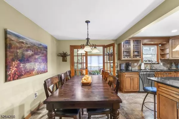 851 Hueston St, Union Twp., NJ 07083