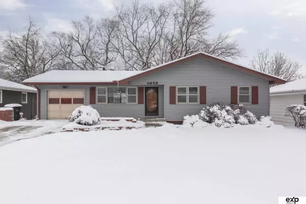 4925 N 55 Street, Omaha, NE 68104