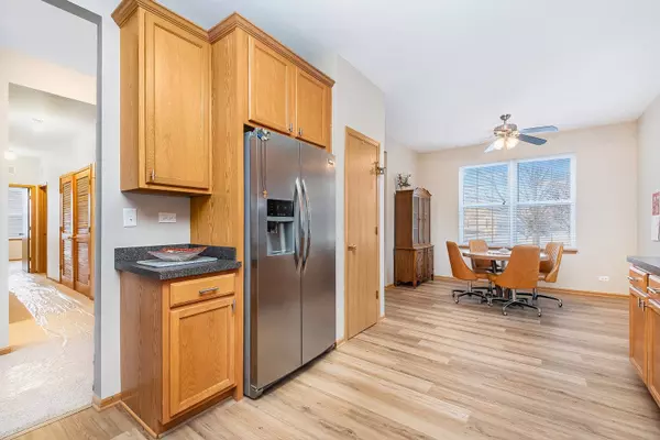 764 Bohannon CIR, Oswego, IL 60543