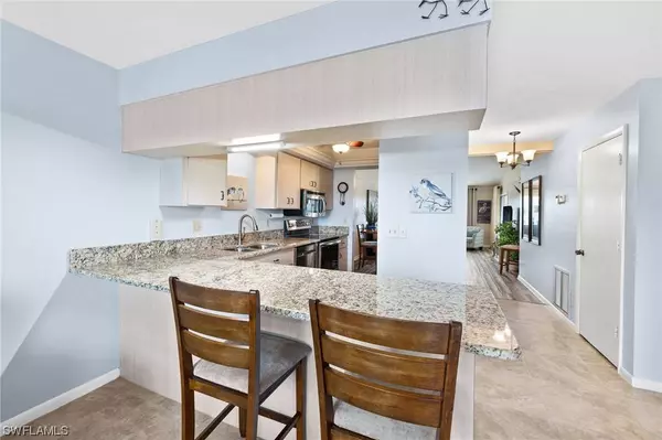 1106 SE 46th ST #201, Cape Coral, FL 33904