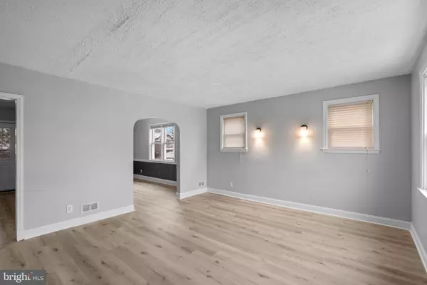 3121 WOODRING, Baltimore, MD 21234