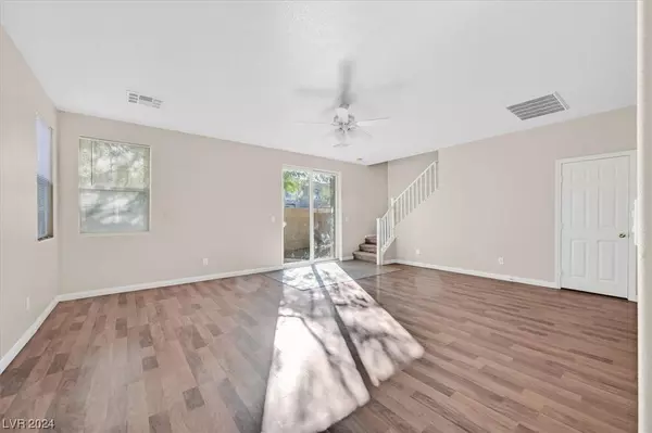 6250 W Arby Avenue #105, Las Vegas, NV 89118