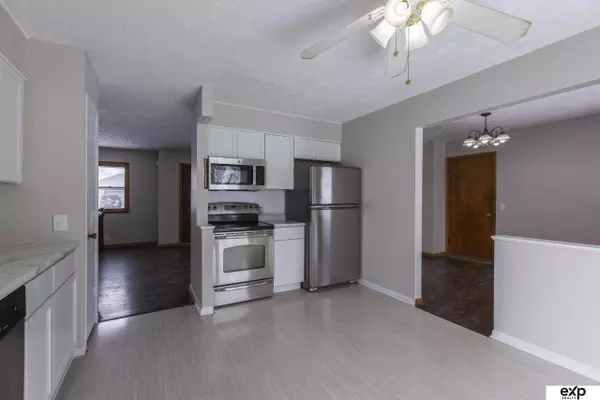 4925 N 55 Street, Omaha, NE 68104