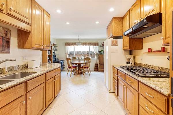 8201 Valencia, Huntington Beach, CA 92647