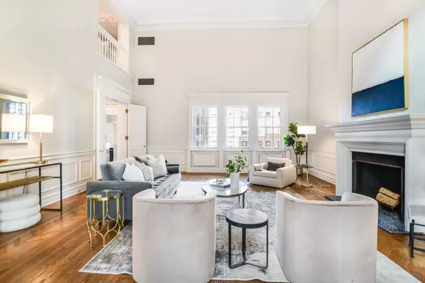 70 E Cedar ST #15E, Chicago, IL 60611