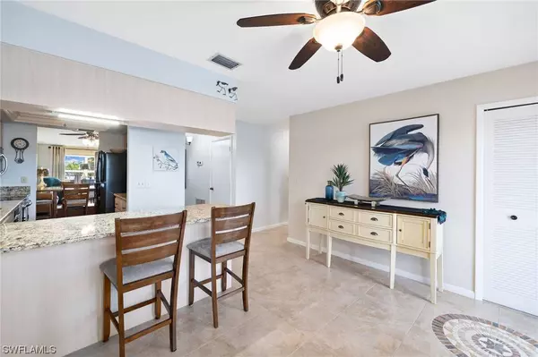 1106 SE 46th ST #201, Cape Coral, FL 33904