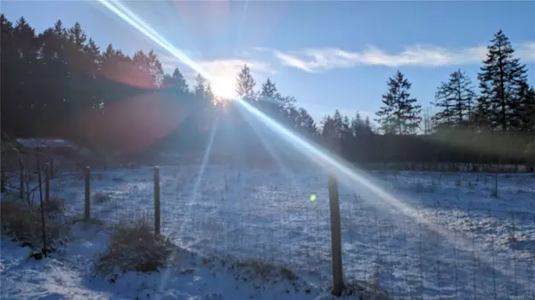 1430 Peterson Rd, Gabriola Island, BC V0R 1X7