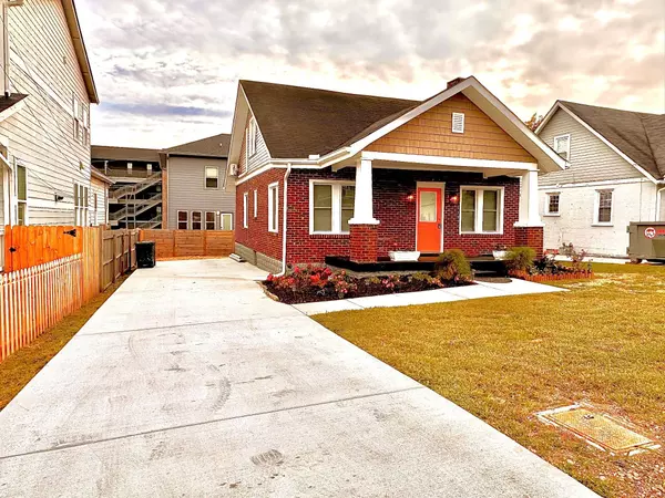 1072A Zophi St, Nashville, TN 37216