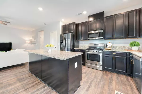 7096 Corvus CIR, Roseville, CA 95747