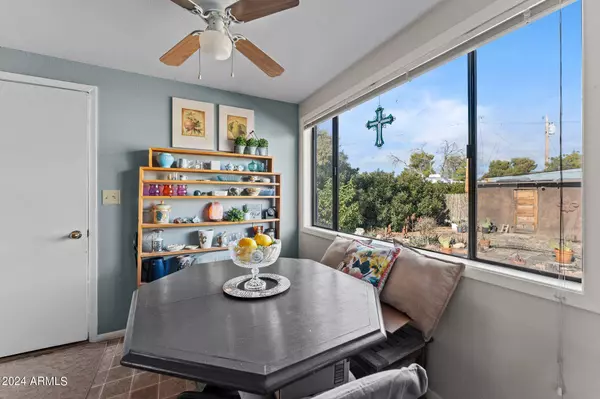 26810 S CHITTENDEN Street, Congress, AZ 85332