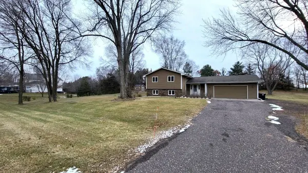 6014 157th LN NW, Ramsey, MN 55303