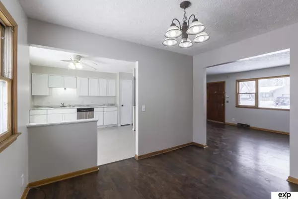 4925 N 55 Street, Omaha, NE 68104