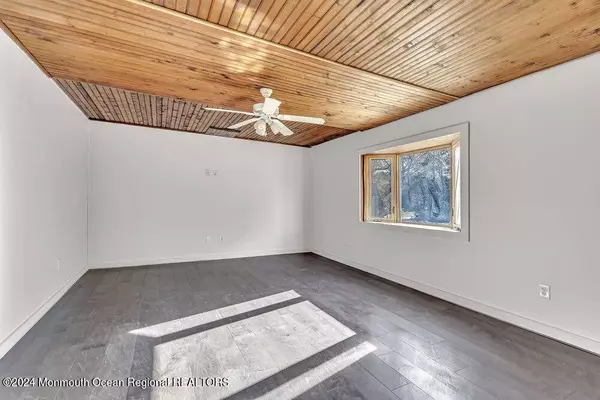 1401 Edgemere Avenue, Forked River, NJ 08731