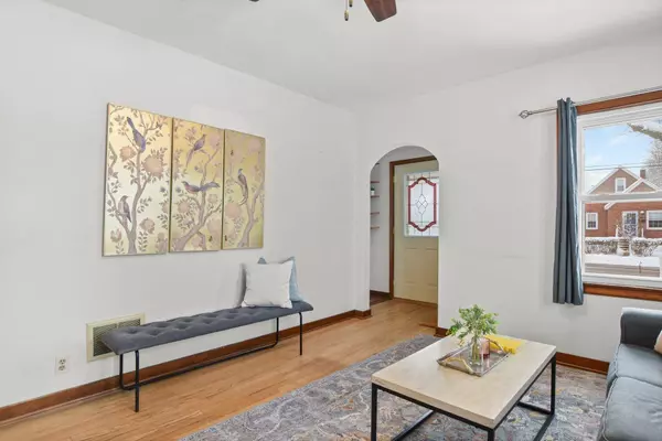 2602 Commercial Avenue, Madison, WI 53704