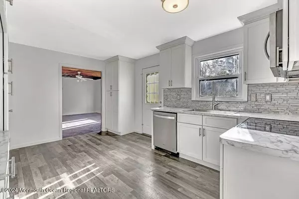 1401 Edgemere Avenue, Forked River, NJ 08731