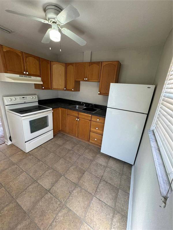 1917 FAIRFIELD AVE S, St Petersburg, FL 33712