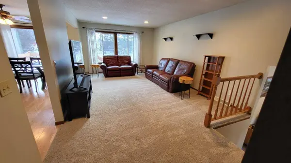 6014 157th LN NW, Ramsey, MN 55303