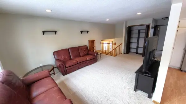 6014 157th LN NW, Ramsey, MN 55303