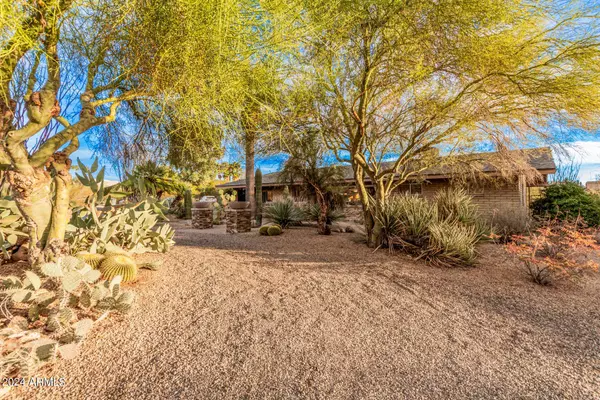 7817 E CAREFREE ESTATES Circle, Carefree, AZ 85377