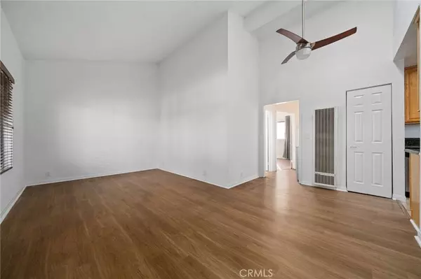 1070 Temple AVE #201, Long Beach, CA 90804