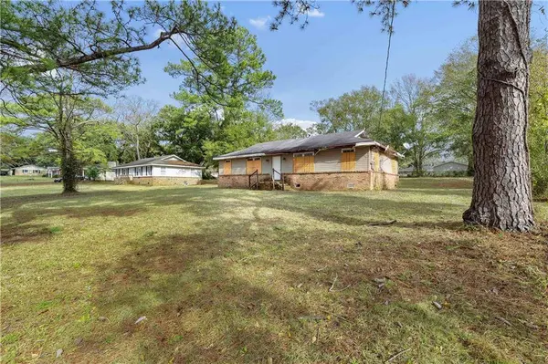 5023 Santos DR W, Mobile, AL 36619