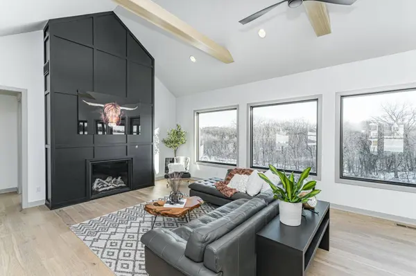 1548 Shannon Oaks BLVD NE, Rochester, MN 55906